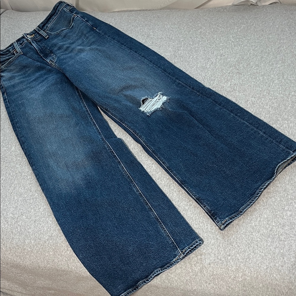 Old Navy Sky Hi Wide Leg Jeans Womens Size 6 High Rise Grunge Skater Festival
